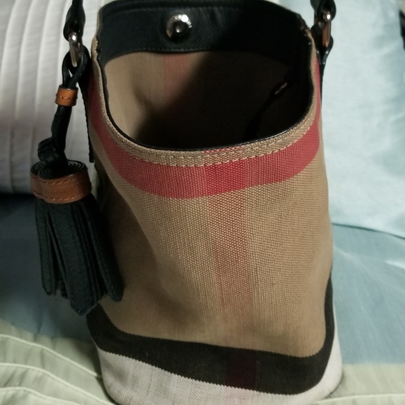 burberry ashby handbag